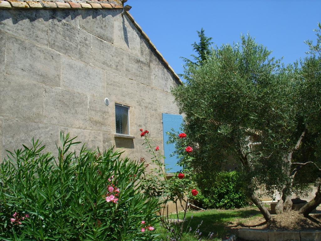 Mas Des Collines Acomodação com café da manhã Fontvieille Exterior foto